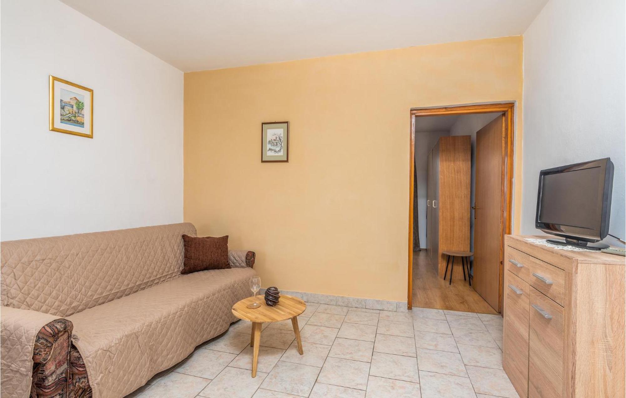 Gorgeous Apartment In Krk With Wifi Krk Town Luaran gambar