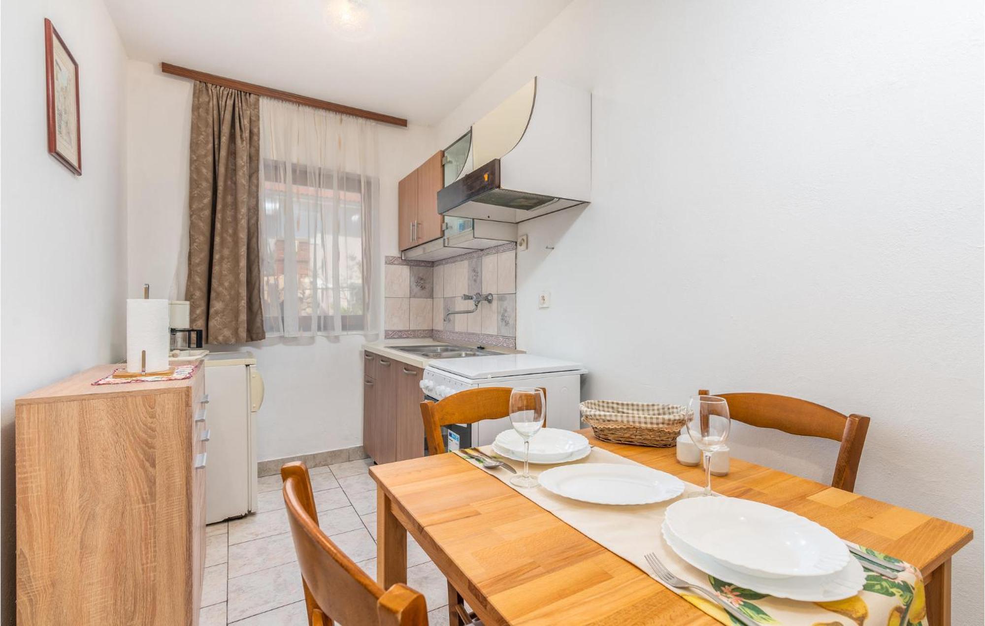 Gorgeous Apartment In Krk With Wifi Krk Town Luaran gambar