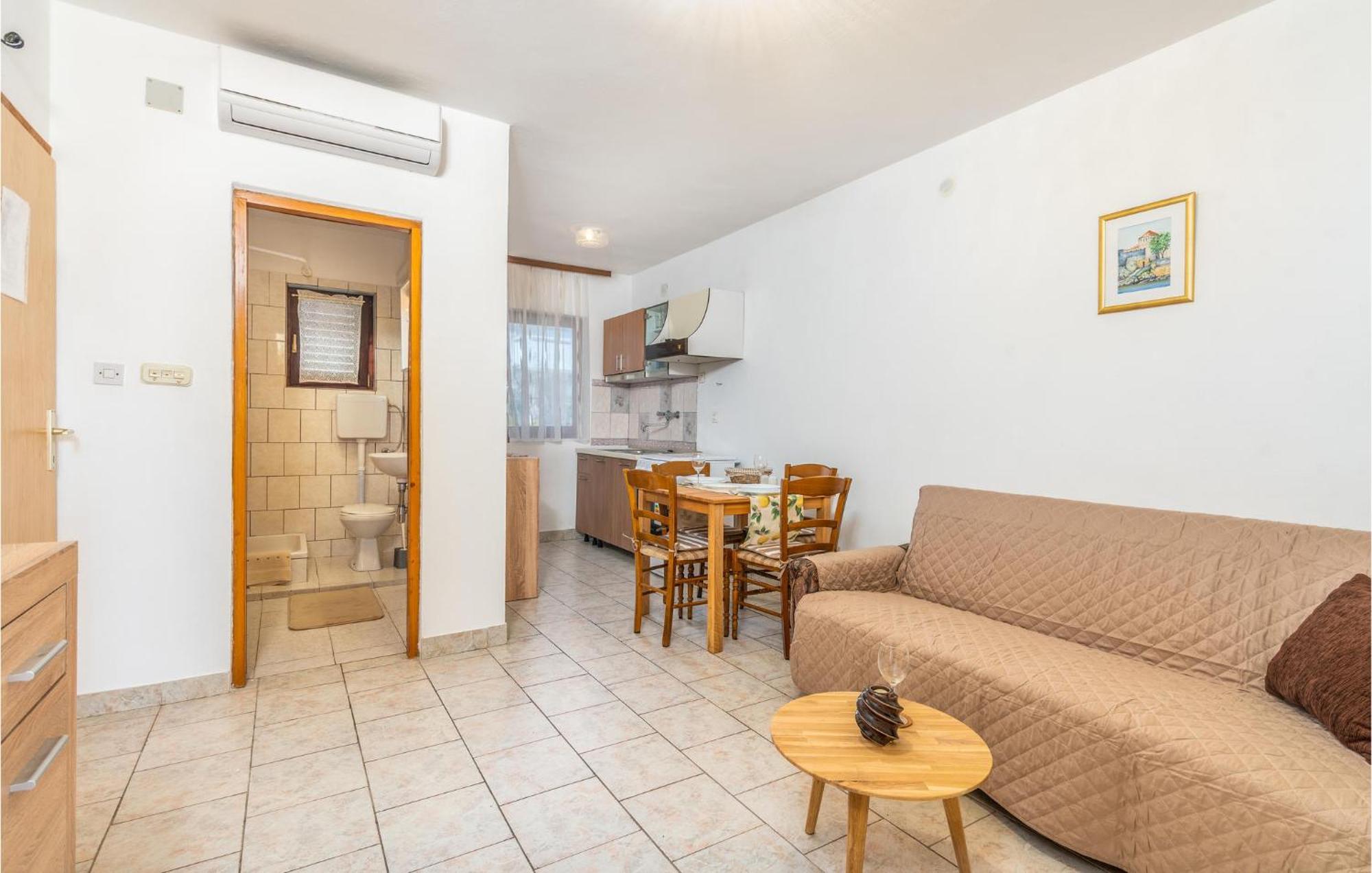 Gorgeous Apartment In Krk With Wifi Krk Town Luaran gambar